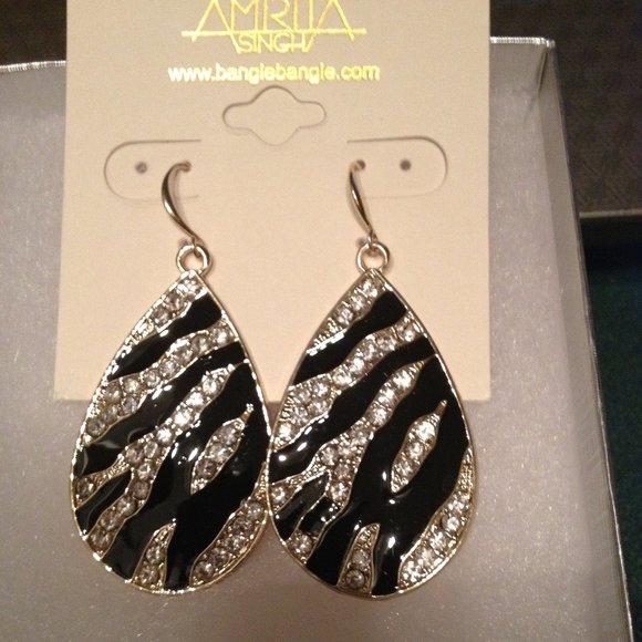 Amrita Singh Zebra Tear Drop Dangle wire earrings NEW - Picture 1 of 4